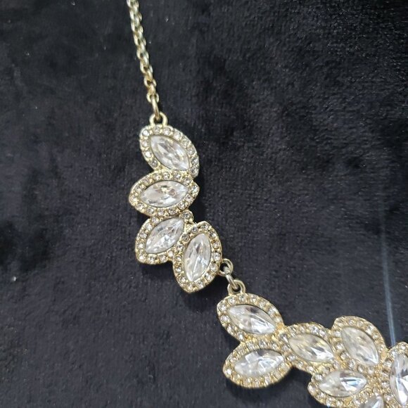 C Women's Gold Tone Clear Teardrop Rhinestones Princess Necklace - Picture 5 of 6